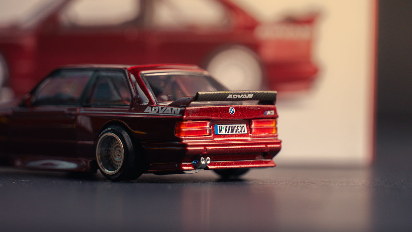 KaidoHouse x MiniGT 1:64 / BMW M3 (E30) Kaido GT V1 – M Red