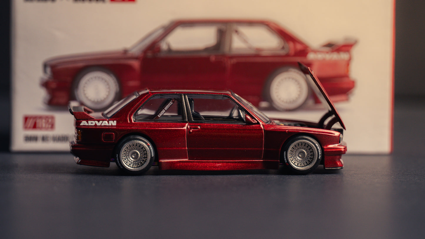 KaidoHouse x MiniGT 1:64 / BMW M3 (E30) Kaido GT V1 – M Red