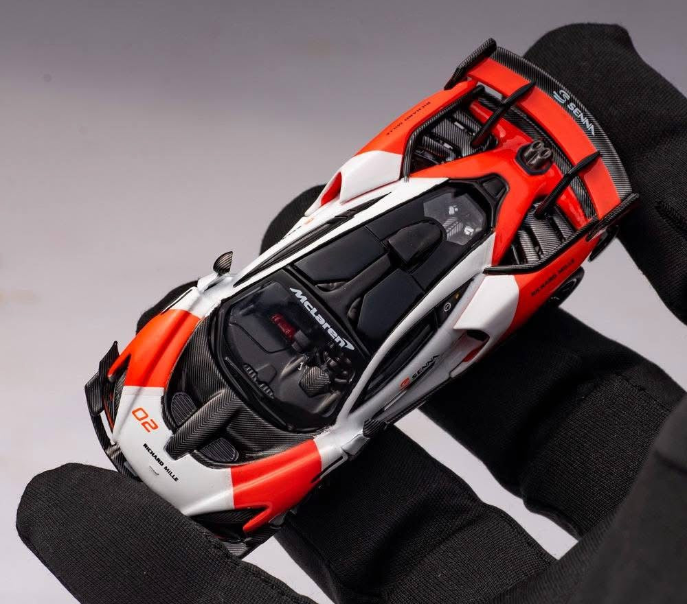 PRE ORDER CM Model 1:64 / McLaren Senna Livery