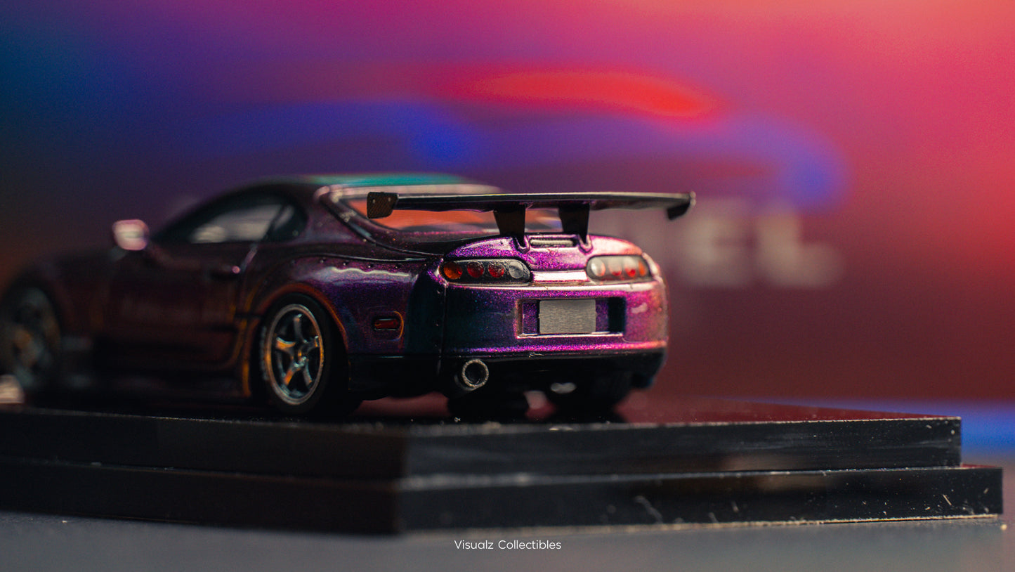 YM Model 1:64 / Supra Chamaleon Edición Limitada