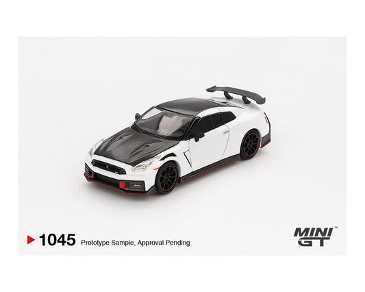 PRE ORDER MiniGT 1:64 / Nissan GT-R Nismo 2024 – Brilliant White Pearl